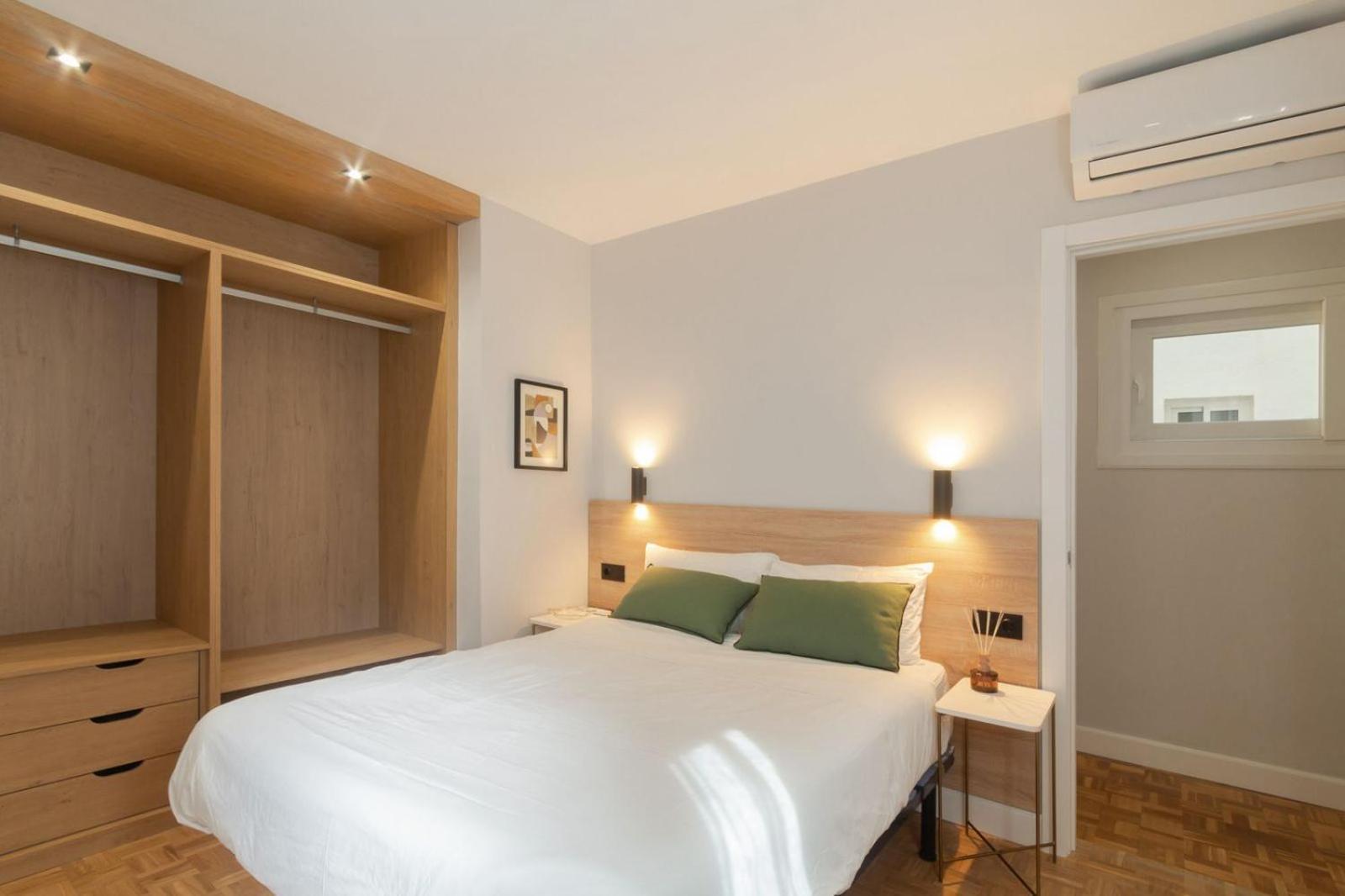 Cervantes Luxury Apartment Malaga Bagian luar foto