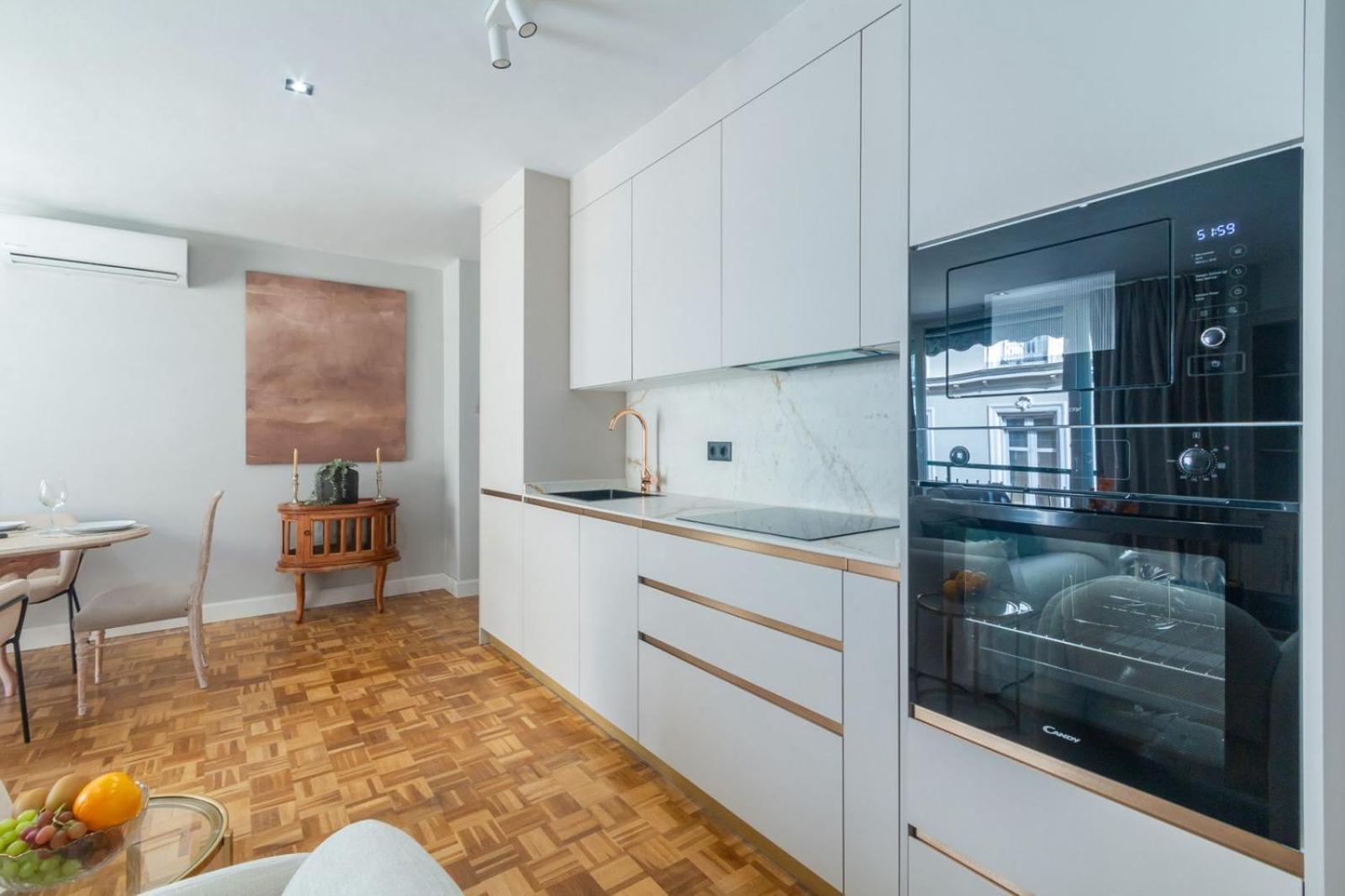 Cervantes Luxury Apartment Malaga Bagian luar foto