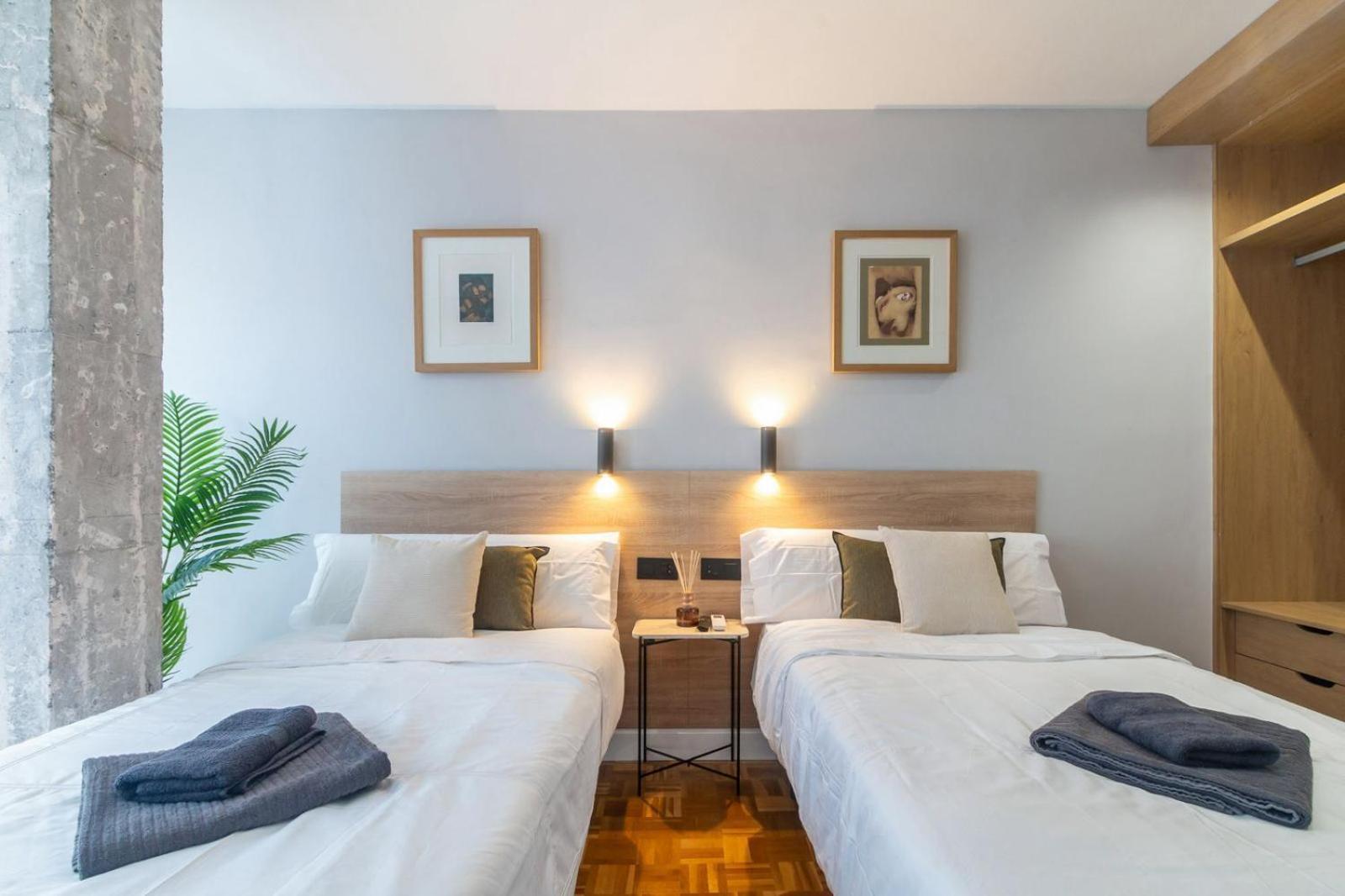 Cervantes Luxury Apartment Malaga Bagian luar foto