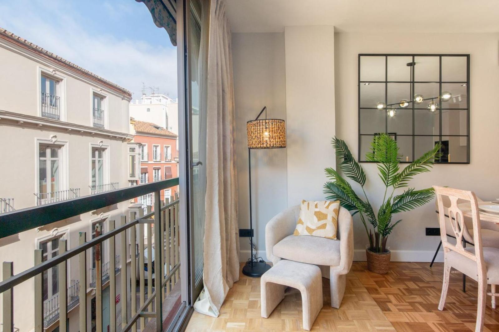 Cervantes Luxury Apartment Malaga Bagian luar foto