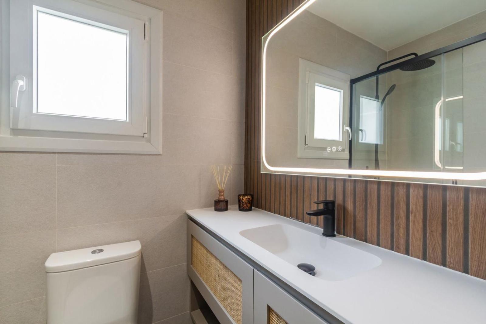 Cervantes Luxury Apartment Malaga Bagian luar foto